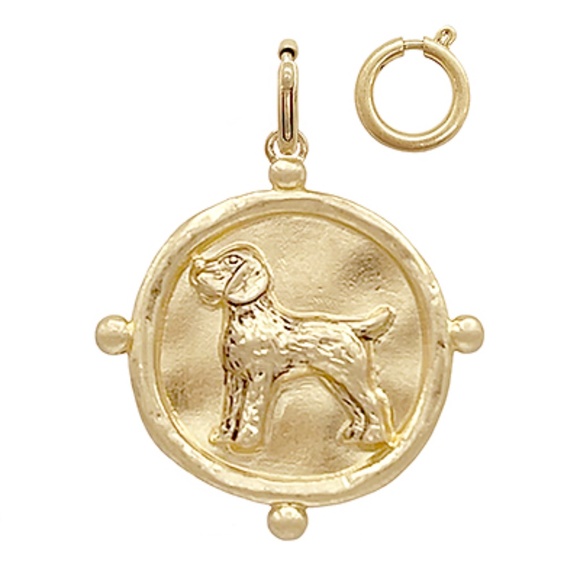 Hound Dog Round Pendant - Picture 1 of 1